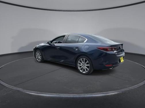 2022 Mazda Mazda3 FWD w/Preferred Package