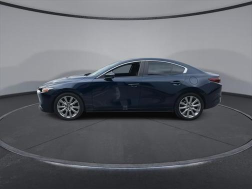 2022 Mazda Mazda3 FWD w/Preferred Package