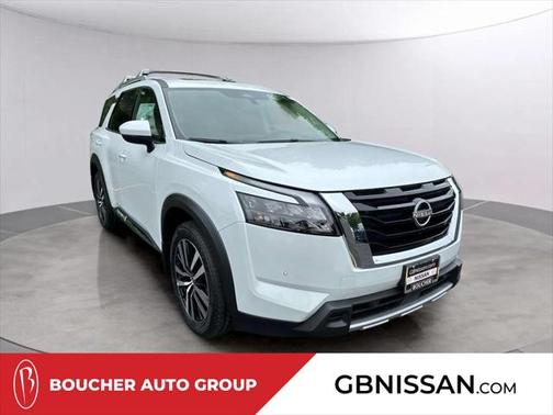 2025 Nissan Pathfinder Platinum 4WD