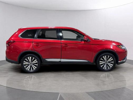 2019 Mitsubishi Outlander SEL