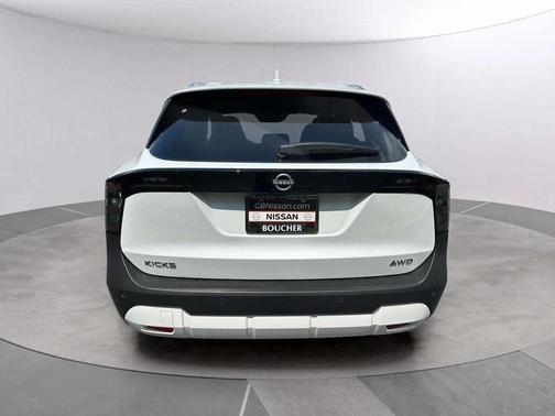 2025 Nissan Kicks SV