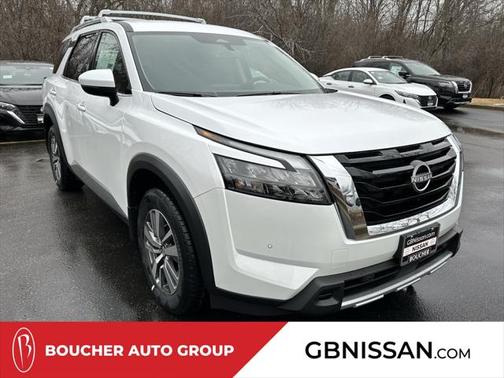 2025 Nissan Pathfinder SL 4WD