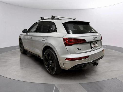 2022 Audi Q5 45 S line Premium Plus