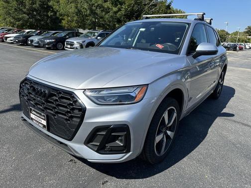 2022 Audi Q5 45 S line Premium Plus