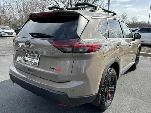2025 Nissan Rogue Rock Creek