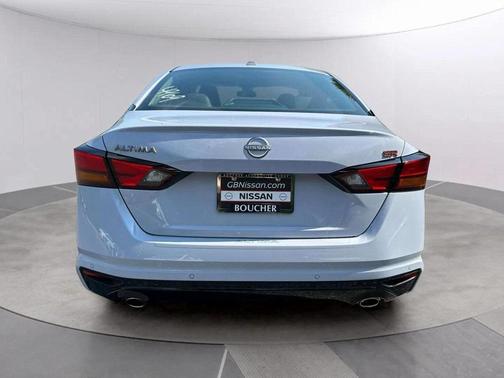 2025 Nissan Altima SR FWD