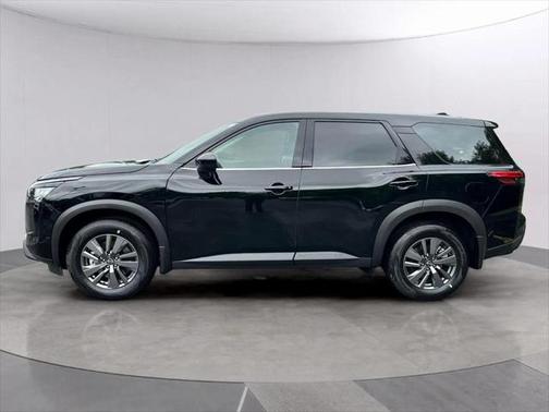 2025 Nissan Pathfinder S 4WD