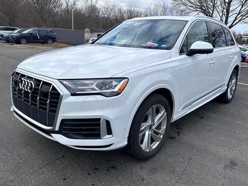 2023 Audi Q7 55 Premium Plus