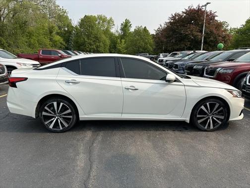 2021 Nissan Altima Platinum Intelligent AWD