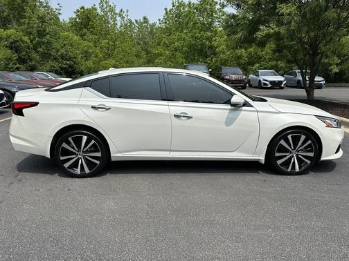 2021 Nissan Altima Platinum Intelligent AWD