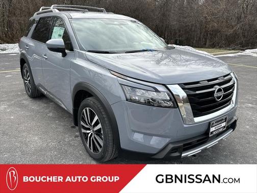 2025 Nissan Pathfinder Platinum 4WD