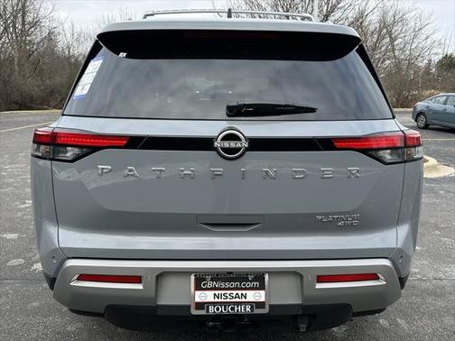 2025 Nissan Pathfinder Platinum 4WD