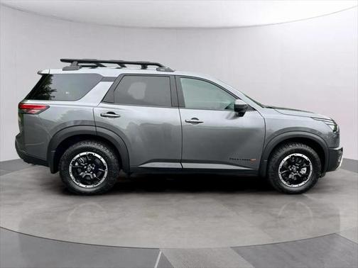 2025 Nissan Pathfinder Rock Creek 4WD