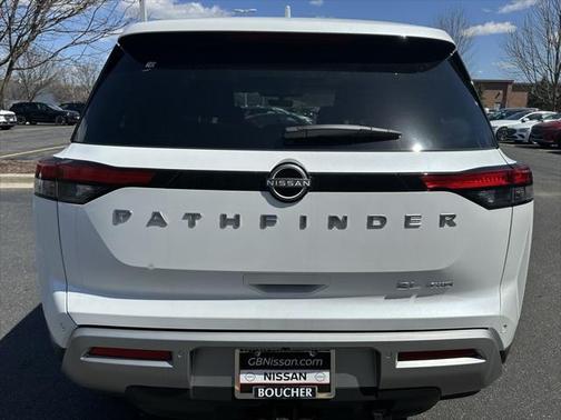 2025 Nissan Pathfinder SL 4WD
