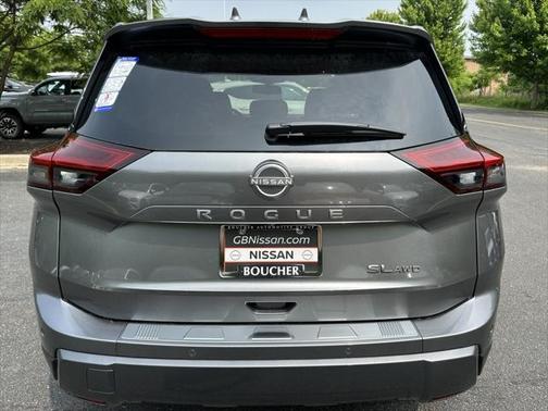 2025 Nissan Rogue SL