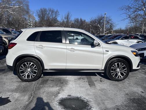 2016 Mitsubishi Outlander Sport 2.0 ES