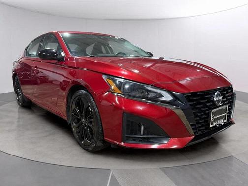 2024 Nissan Altima SR FWD