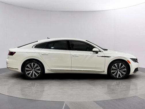 2019 Volkswagen Arteon 2.0T SE 4MOTION