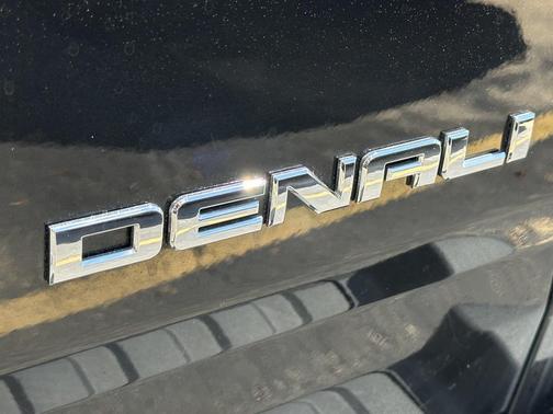 2020 GMC Canyon Denali