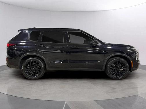 2024 Mitsubishi Outlander SEL Black Edition S-AWC
