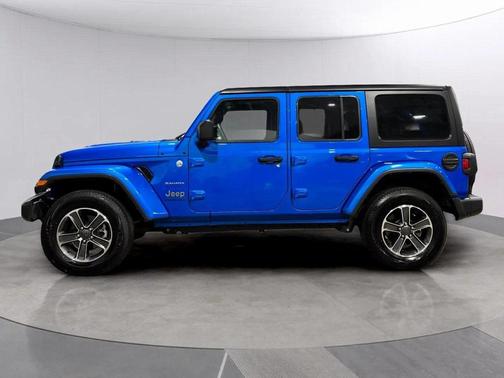 2023 Jeep Wrangler 4-Door Sahara 4x4
