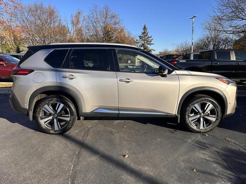 2021 Nissan Rogue Platinum