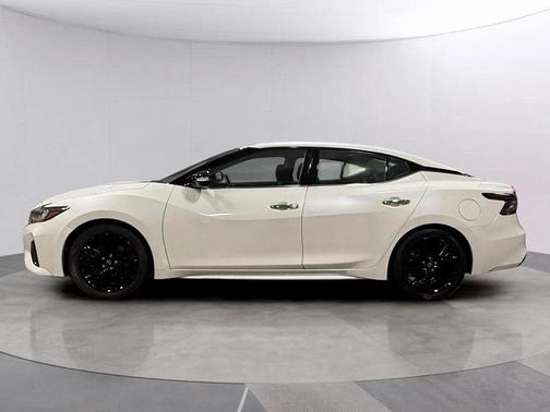2023 Nissan Maxima SV Xtronic CVT