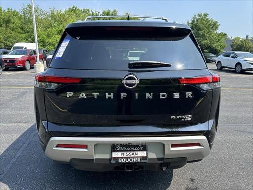 2025 Nissan Pathfinder Platinum 4WD