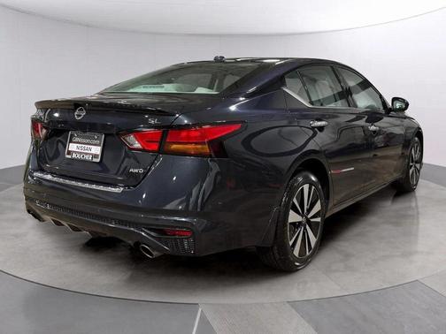 2021 Nissan Altima 2.5 SL