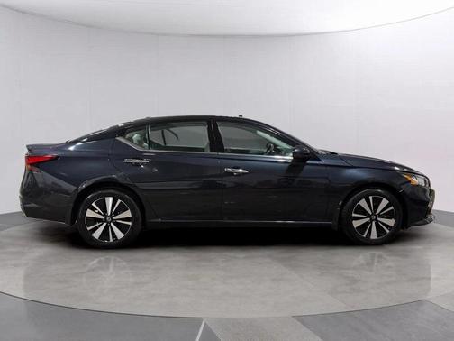2021 Nissan Altima 2.5 SL