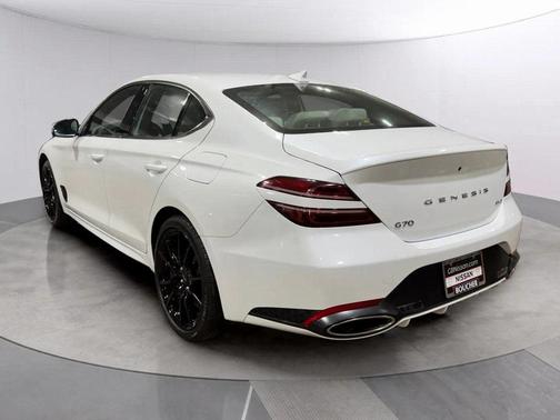 2025 Genesis G70 2.5T AWD