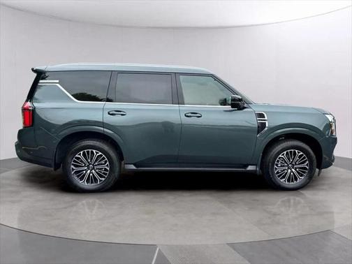 2025 Nissan Armada SL 4WD
