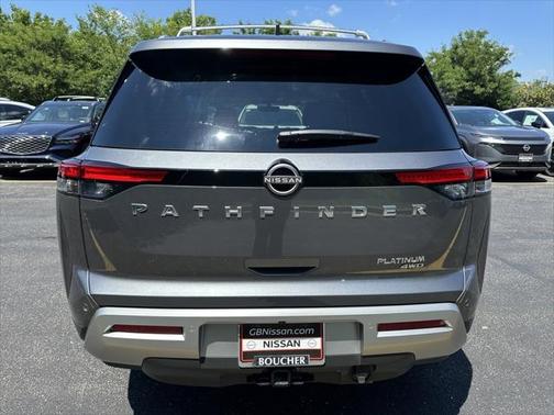 2025 Nissan Pathfinder Platinum 4WD