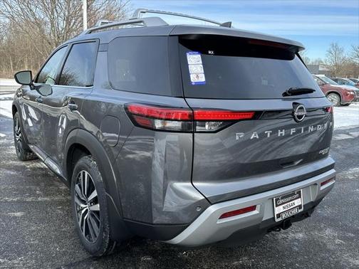 2025 Nissan Pathfinder Platinum 4WD