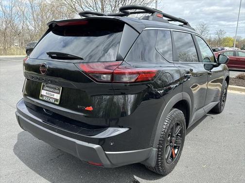 2025 Nissan Rogue Rock Creek