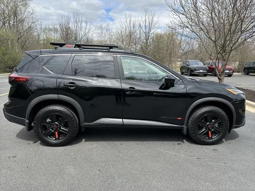 2025 Nissan Rogue Rock Creek