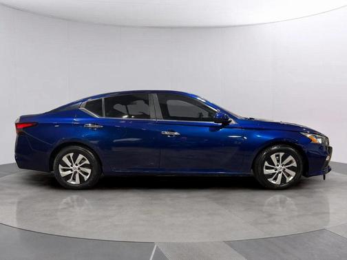 2020 Nissan Altima S FWD