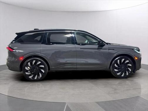 2024 Lincoln Nautilus Black Label
