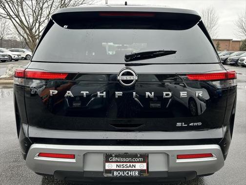 2025 Nissan Pathfinder SL 4WD