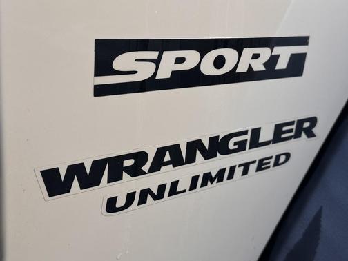 2016 Jeep Wrangler Unlimited Sport