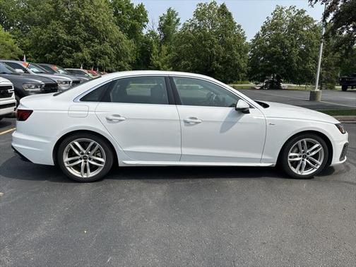 2023 Audi A4 45 S line Premium Plus
