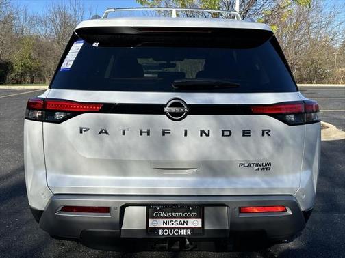 2025 Nissan Pathfinder Platinum 4WD