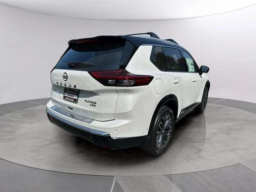 2025 Nissan Rogue Platinum
