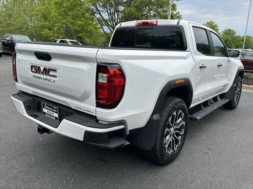 2024 GMC Canyon Denali