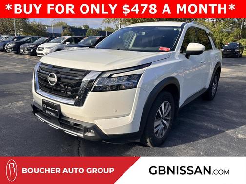 2023 Nissan Pathfinder SL 4WD