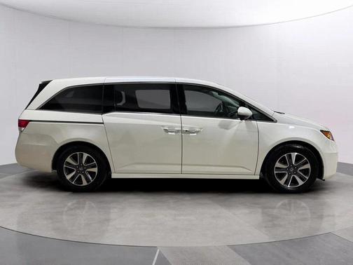 2016 Honda Odyssey Touring