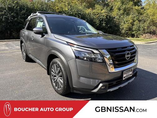2025 Nissan Pathfinder SL 4WD