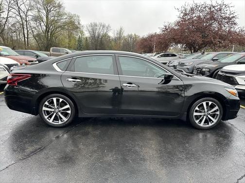 2017 Nissan Altima 2.5 SR