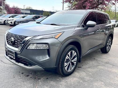 Gun Metallic 2021 Nissan Rogue SV