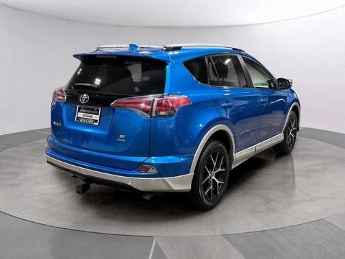 2016 Toyota RAV4 SE